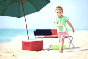 Beach gear rentals include coolers, umbrellas, and more from Vacayzen. 30A, Destin, Panama City Beach, Fort Walton, FL.